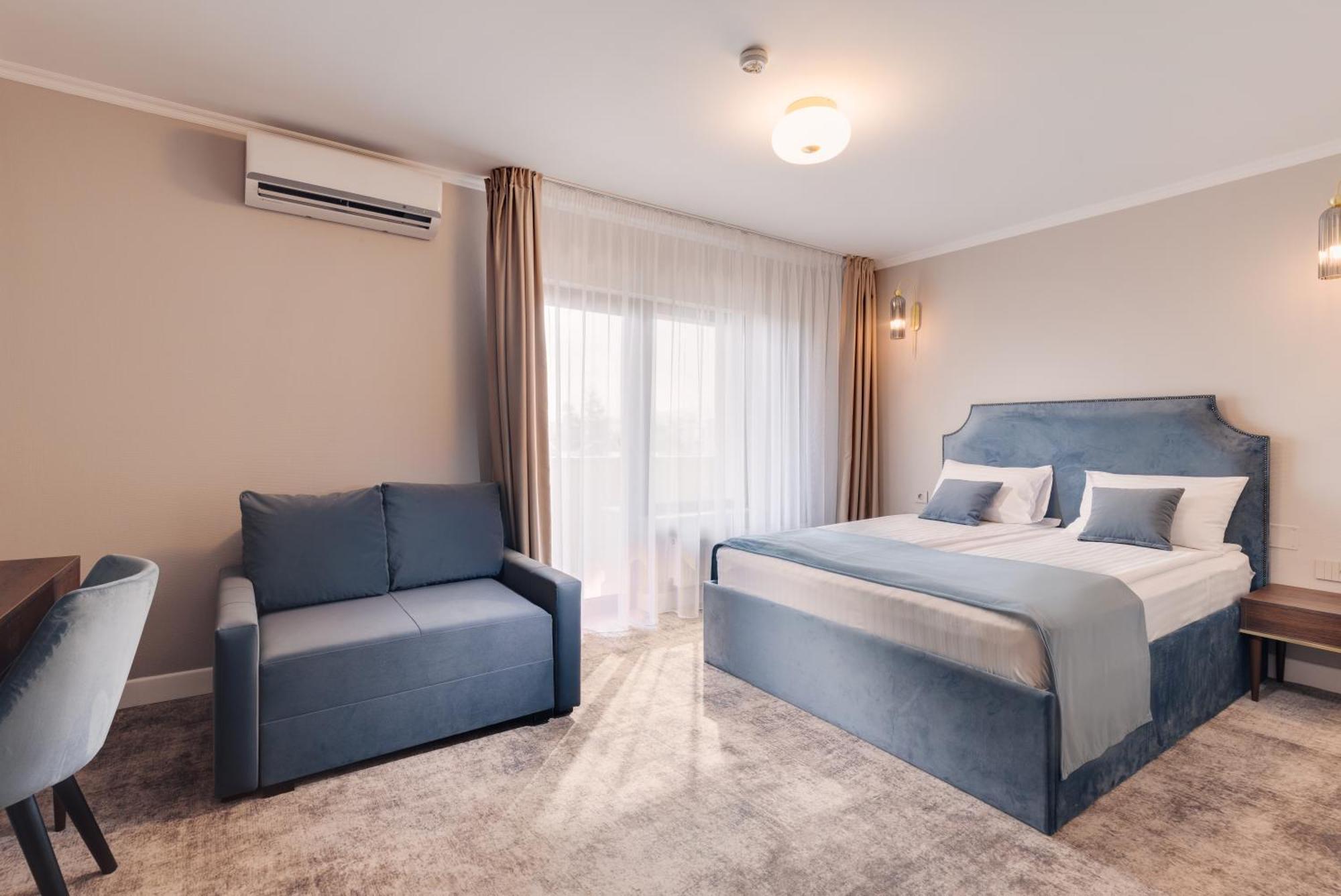Hotel Meridian Cluj-Napoca Exteriör bild